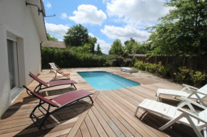 Agréable maison avec piscine 6 couchages au calme